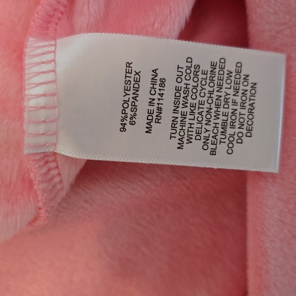 JUICY COUTURE WOMEN'S JUNIOR PINK LONG SLEEVE VELVETEEN PULLOVER TOP SIZE MEDIUM - Picture 16 of 16